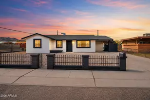 301 W Desert Dr, Phoenix, AZ 85041 - Photo 1
