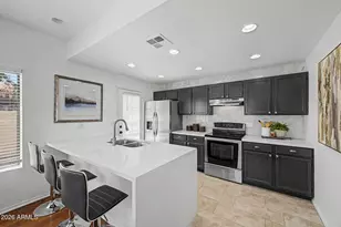 1017 E Maryland Ave, Phoenix, AZ 85014 - Photo 1