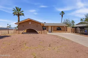 6452 W Thomas Rd, Phoenix, AZ 85033 - Photo 1