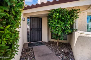 805 E Corte Oro St, Phoenix, AZ 85020 - Photo 1