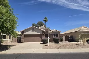 2852 E Devon Ct, Gilbert, AZ 85296 - Photo 1