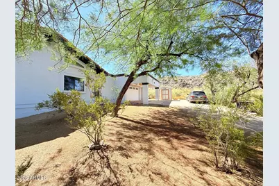 2311 E Euclid Avenue, Phoenix, AZ 85042 - Photo 10