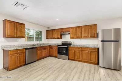 115 N 33rd Avenue, Phoenix, AZ 85009 - Photo 1