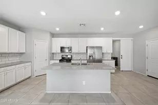 59 E Liberty Ln, Gilbert, AZ 85296 - Photo 1