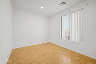 10910 W Davis Ln, Avondale, AZ 85323 - Photo 24