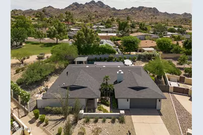 9220 N 28th Place, Phoenix, AZ 85028 - Photo 1