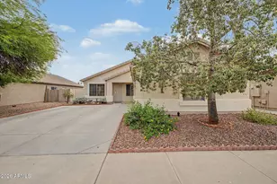 6929 S 11th Dr, Phoenix, AZ 85041 - Photo 1