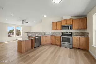 18254 W Peak View Rd, Surprise, AZ 85387 - Photo 12