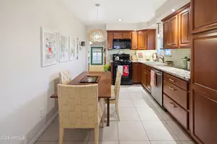 9115 N 13th St, Phoenix, AZ 85020 - Photo 14