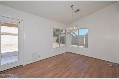8758 W Bloomfield Road, Peoria, AZ 85381 - Photo 6