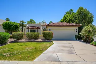 9249 S 50th St, Phoenix, AZ 85044 - Photo 1