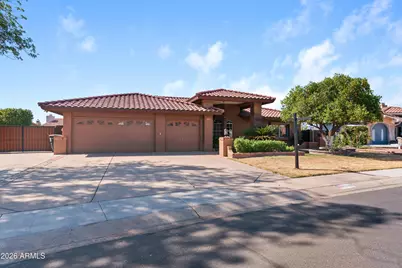 12332 N 71st Lane, Peoria, AZ 85381 - Photo 1
