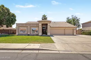8005 W Caribbean Ln, Peoria, AZ 85381 - Photo 1