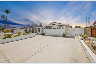 613 E Bell De Mar Drive, Tempe, AZ 85283 - Photo 1