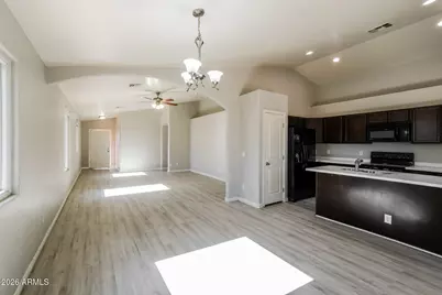 610 E Dee Street, Avondale, AZ 85323 - Photo 6