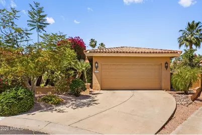 10863 N 10th Place, Phoenix, AZ 85020 - Photo 1