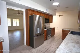 17819 N 136th Ct, Sun City West, AZ 85375 - Photo 8