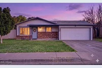 329 E Juniper Street, Mesa, AZ 85201 - Photo 1