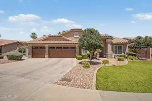 1037 S Scallop Dr, Gilbert, AZ 85233 - Photo 1