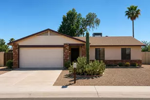 3439 E Angela Dr, Phoenix, AZ 85032 - Photo 1
