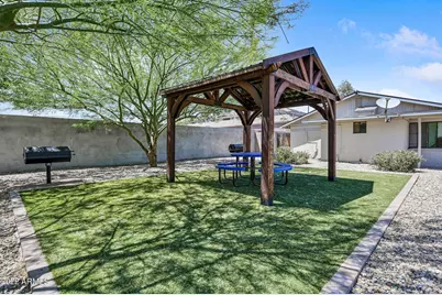 1744 W Glendale Avenue #Apt 3, Phoenix, AZ 85021 - Photo 1