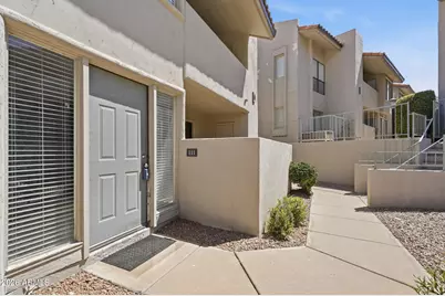 1820 E Morten Avenue #111, Phoenix, AZ 85020 - Photo 1