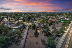 12213 N 79th St, Scottsdale, AZ 85260 - Photo 1