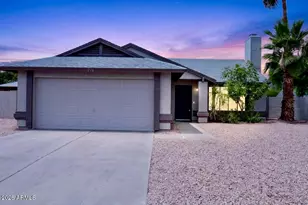 276 S Cypress Ct, Chandler, AZ 85226 - Photo 1
