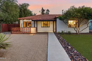 1607 W Flower Cir N, Phoenix, AZ 85015 - Photo 1