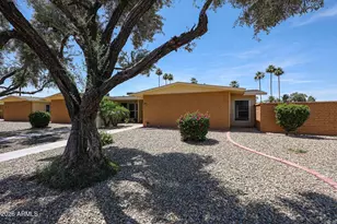 10821 W Thunderbird Blvd, Sun City, AZ 85351 - Photo 1