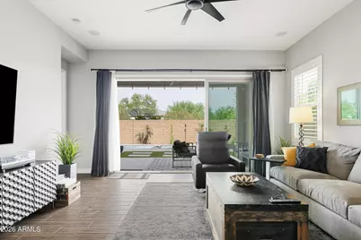 21823 N 33rd Street, Phoenix, AZ 85050 - Photo 1