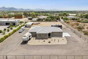 38323 N 25th Ave, Phoenix, AZ 85086 - Photo 1
