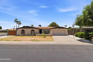 4601 W Golden Ln, Glendale, AZ 85302 - Photo 1