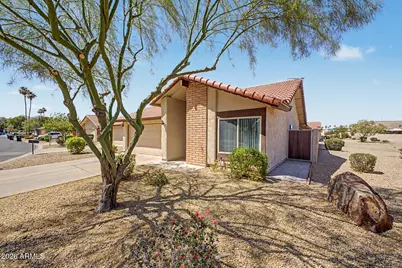 5212 E Tamblo Drive, Phoenix, AZ 85044 - Photo 1