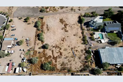 3775 W Dynamite Boulevard #-, Phoenix, AZ 85083 - Photo 1
