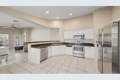 13035 W Monterey Way, Avondale, AZ 85392 - Photo 4