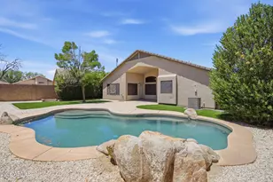 273 E Chicory Pl, San Tan Valley, AZ 85143 - Photo 1