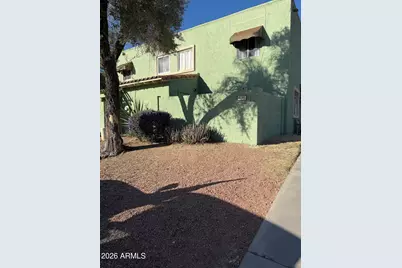 10201 N 8th Place #A, Phoenix, AZ 85020 - Photo 1