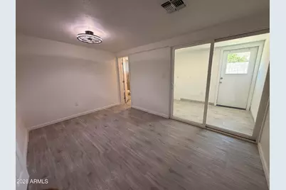 6944 W Verde Lane, Phoenix, AZ 85033 - Photo 10