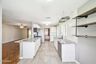 2320 W Whitton Ave, Phoenix, AZ 85015 - Photo 1