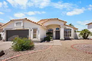 1214 E Beverly Ln, Phoenix, AZ 85022 - Photo 1
