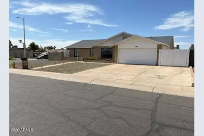 3244 W Yucca Street, Phoenix, AZ 85029 - Photo 1
