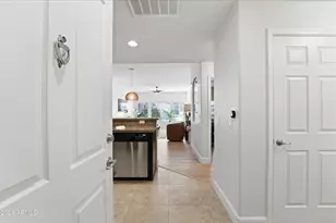 5350 E Deer Valley Dr, Phoenix, AZ 85054 - Photo 1