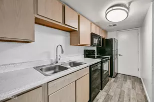 3065 N 67th Ave, Phoenix, AZ 85033 - Photo 1