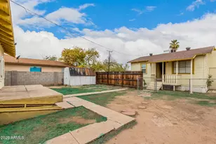 1238 E Pierce St, Phoenix, AZ 85006 - Photo 1