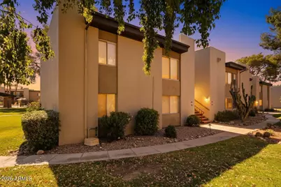 4201 E Camelback Road #34, Phoenix, AZ 85018 - Photo 1