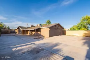 1312 W Sunland Ave, Phoenix, AZ 85041 - Photo 1