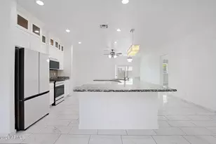 5802 S 42nd Ave, Phoenix, AZ 85041 - Photo 1