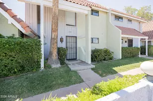 4710 N 10th Pl, Phoenix, AZ 85014 - Photo 1