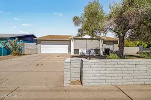 10401 N 43rd Ave, Phoenix, AZ 85051 - Photo 1